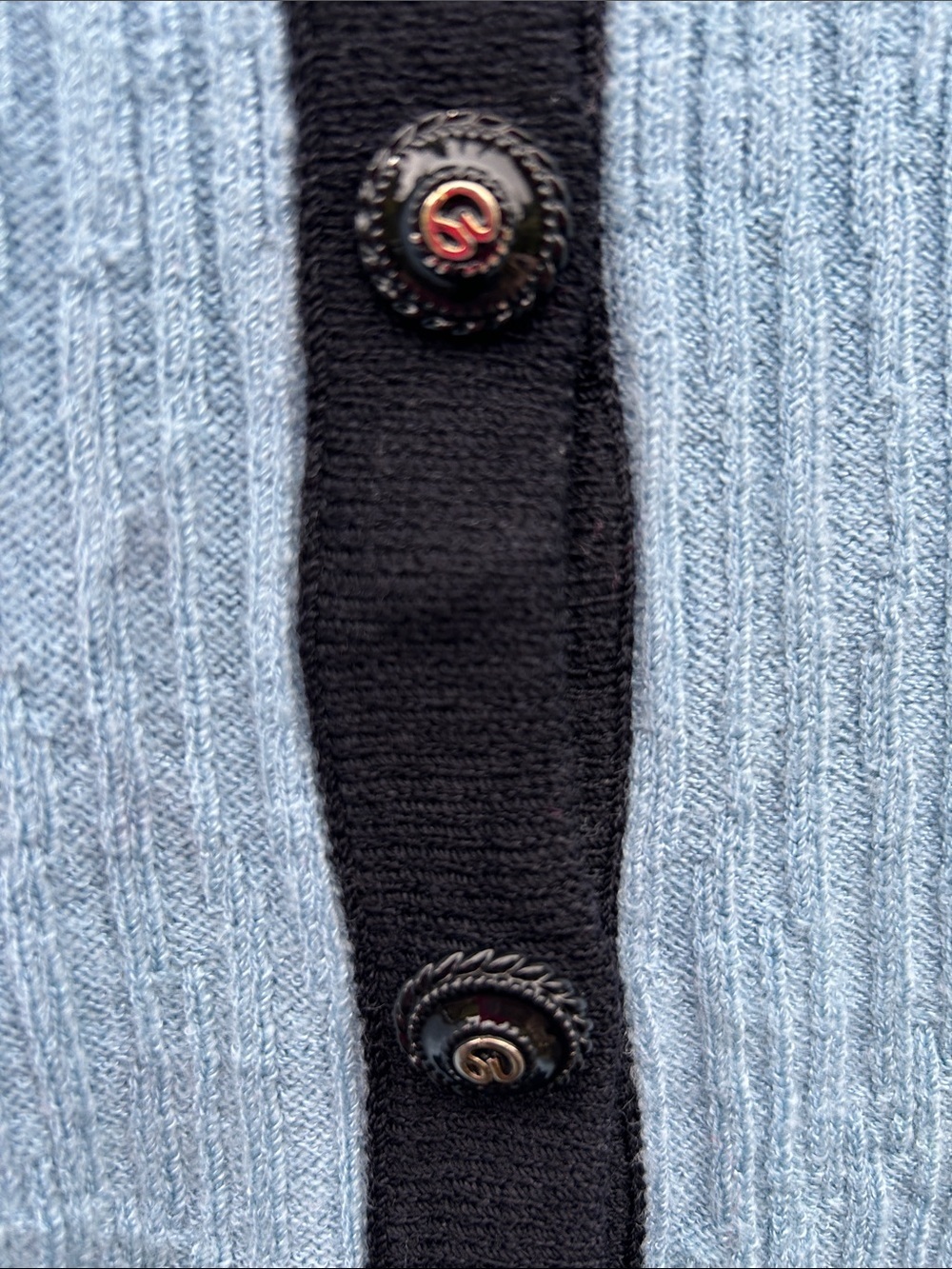 St. John Collection Vintage Santana Knit Cardigan Late 1980s–Early 1990s - Picture 9 of 17